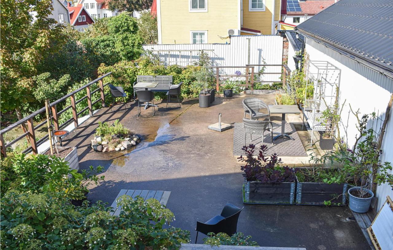 Cozy Home In Karlskrona With Kitchen Zewnętrze zdjęcie